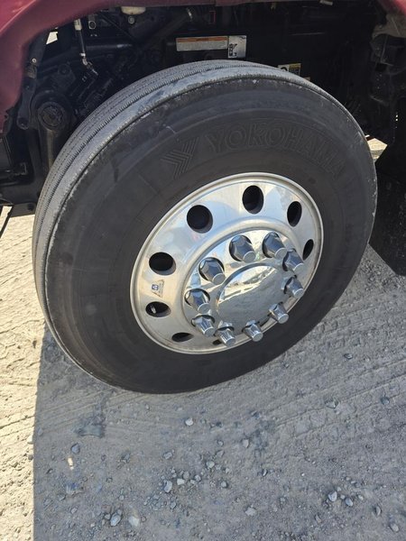 PETERBILT 567 - Trucks