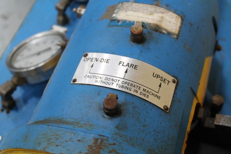 3/4' CONRAC MODEL DF-HD FLARING MACHINE: STOCK #62073