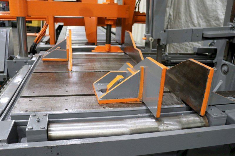 20' X 24' HEM MODEL VT130HA-60SS VERTICAL SAW: STOCK #71326