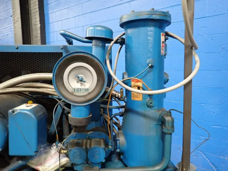 QUINCY 105 GAL AIR COMPRESSOR  -  QST30ANA22S0