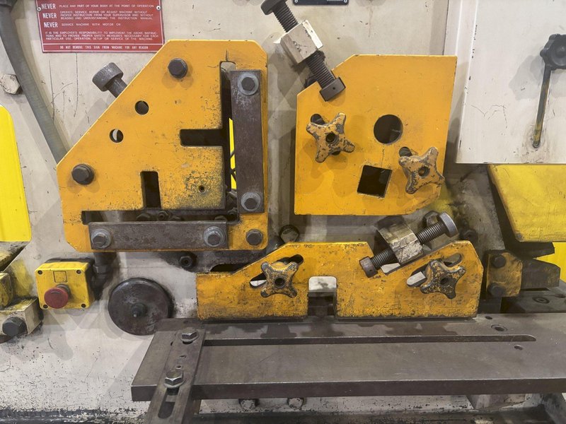 70 TON GEKA MODEL #HYDRCROP HYD-70 HYDRAULIC IRONWORKER: STOCK #22762