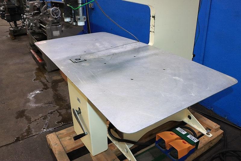 Norlock Letter Lok 4000 Clinching Machine