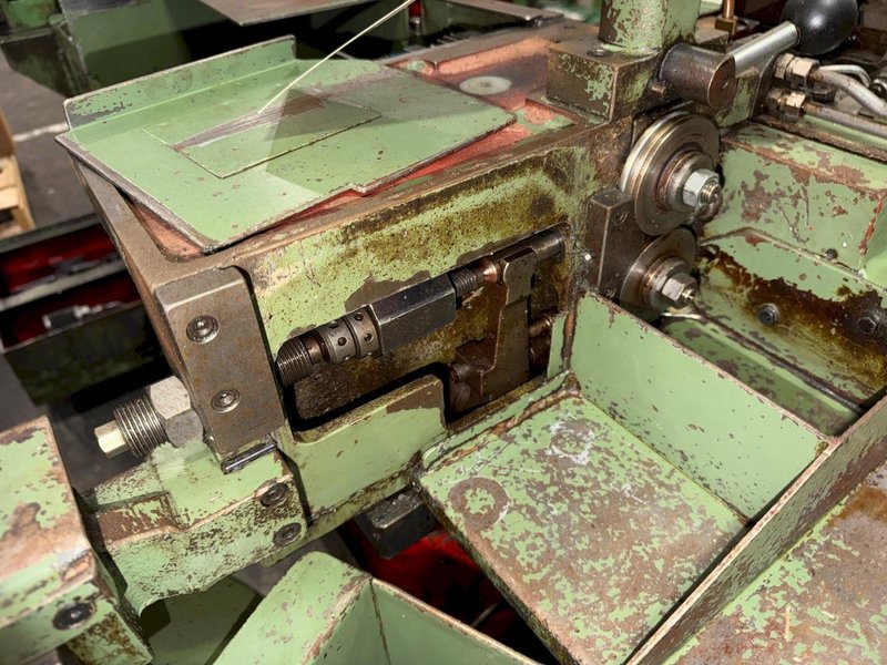 1/8" Carlo Salvi Model RF/SV High Speed DSSD Semi Tubular Rivet Header