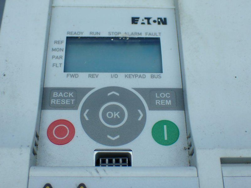 EATON 10HP M-MAX SERIES ADJUSTABLE FREQUENCY DRIVE  -  MMX34AA016N0-0