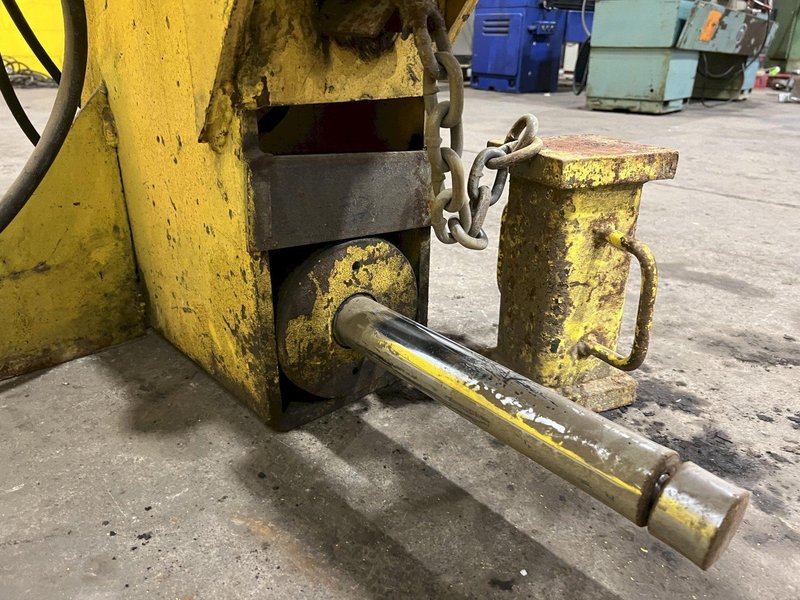 144&quot; WIDE HYDRAULIC CLAMPING FIT-UP TACKING PRESS, FOR WELDING I-BEAMS: STOCK #19478