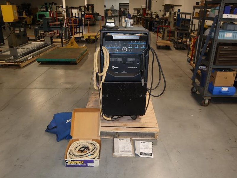 Miller Electric Syncrowave 250 DX Tig/Stick Welder, 200/230/460 V, Foot Control Package- Auction Item