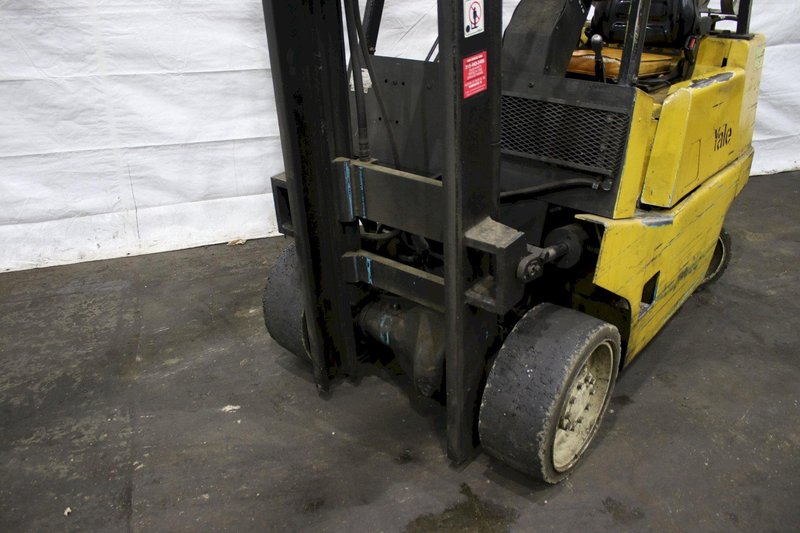 6000 LBS YALE  MODEL # GLCO60LCSBE077 FORKLIFT: STOCK #75900