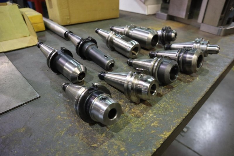 CT 40 Taper Tool Holders: (10) End Mill Holders- Auction Item