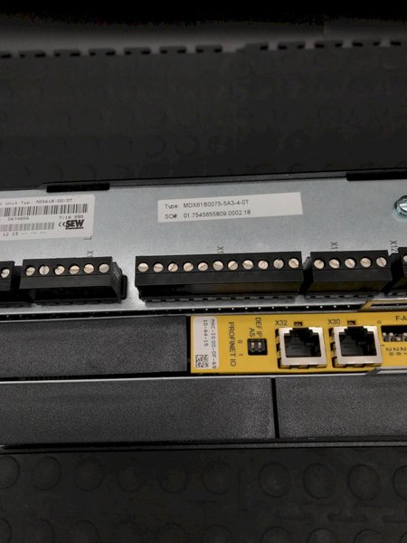 SEW EURODRIVE MDX61B0075-5A3-4-0T Movidrive B Frequency Inverter 15kW 400V USED