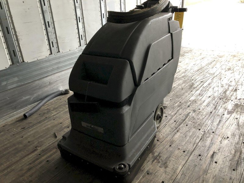 CASTEX MODEL FS-2000 AUTO FLOOR SCRUBBER: STOCK #14007