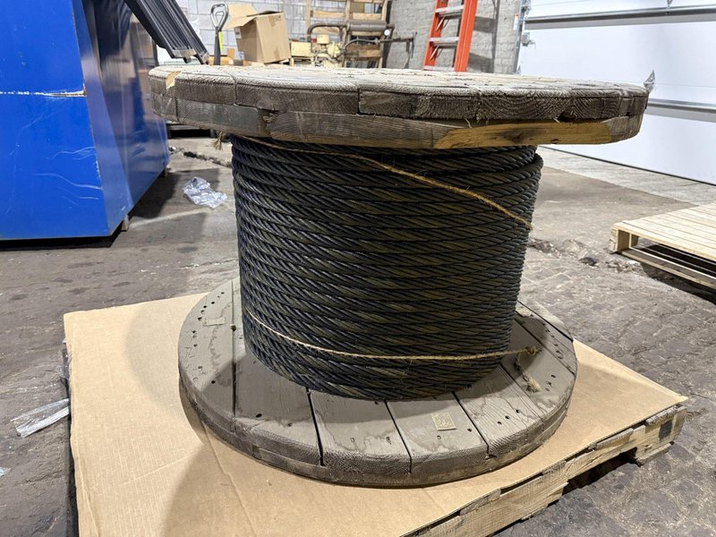 7/8" x 600' WIRE ROPE CABLE ON (2) WOOD SPOOLS: YOBRO #24344