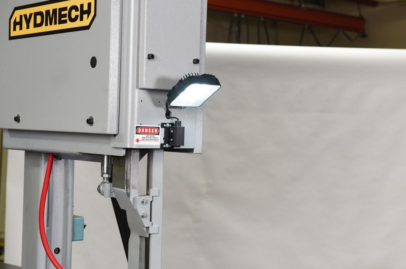 NEW - 18"H x 22"W HYD-MECH V-18APC-60 AUTOMATIC VERTICAL TILT FRAME BAND SAW