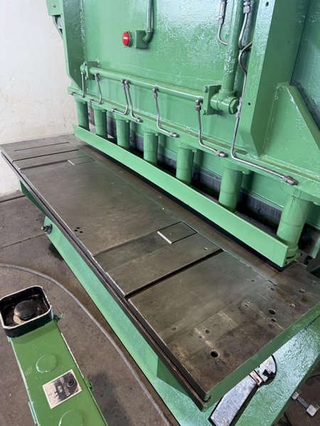 6' X 3/4" PACIFIC HYDRAULIC PLATE SHEAR. STOCK # 0665625