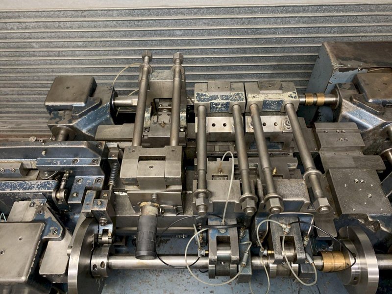 NILSON MODEL 752 4-SLIDE MACHINE (14314)