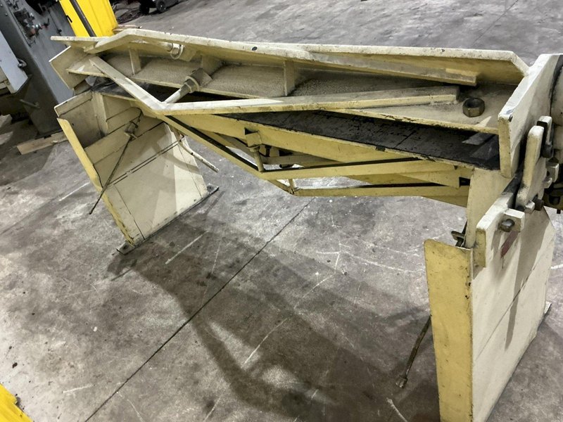 72" X 12 GAUGE NATIONAL MODEL #U7212 MANUAL BOX &amp; PAN FINGER BRAKE: YOBRO #25672