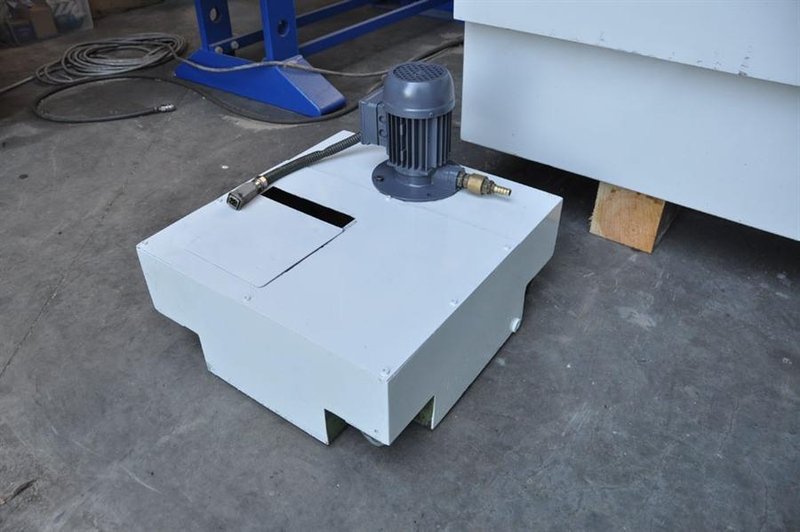 CME BF-01 X: 1800 - Y: 700 - Z: 600mm