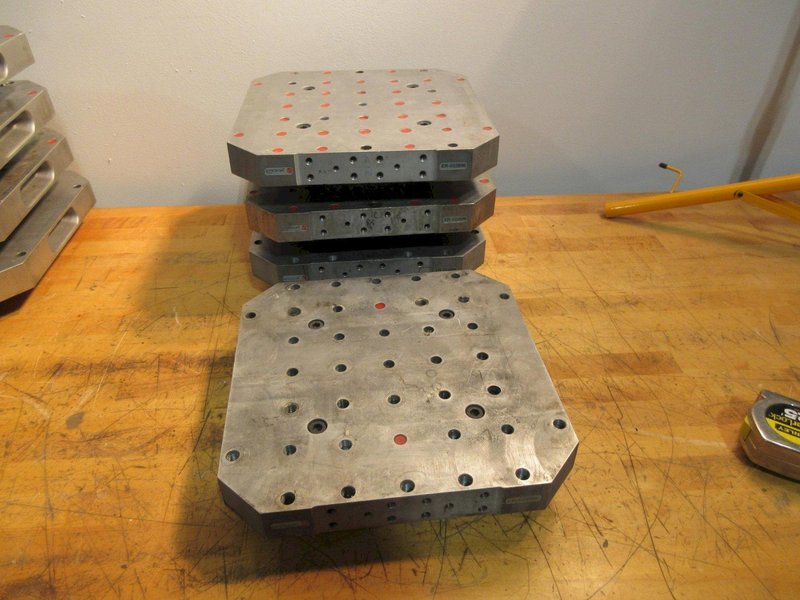 EROWA ER-022896 320mm X 320mm Pallet 1/2-13 Grid Pattern- Auction Item