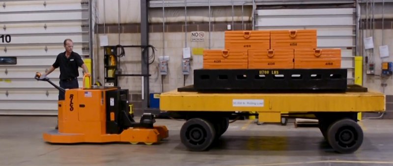 25,000 LBS RICO MODEL #R-LT-S-DD 24 VOLT ELECTRIC WALKIE-RIDE TOW LIFT TUGGER WITH PINTLE HITCH: YOBRO #25210