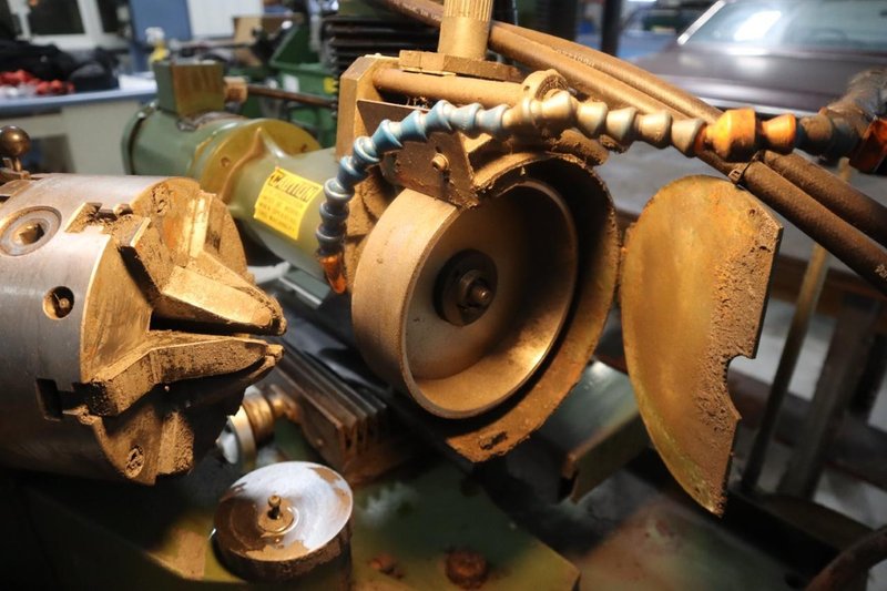 Rush Model 382 Drill Grinder, 3/16" - 3-1/8" Capacity- Auction Item