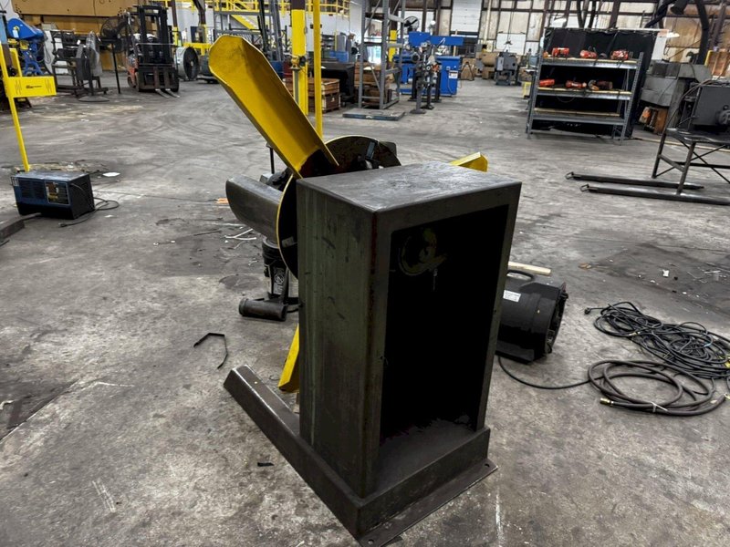 2,500 LB X 18" AMERICAN MODEL #60 PULL OFF COIL REEL UNCOILER: YOBRO #23933
