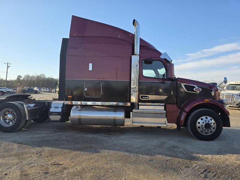 2022 Peterbilt 567 Stock #804173