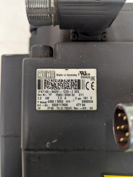 KUKA 1FK7100-5AZ91-1ZZ9-Z S05 SERVO MOTOR USED