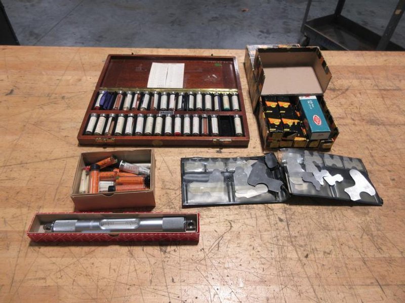 Thread Measuring Wire Sets, Feeler Gages, Radius Gages, Starrett Bubble Level- Auction Item
