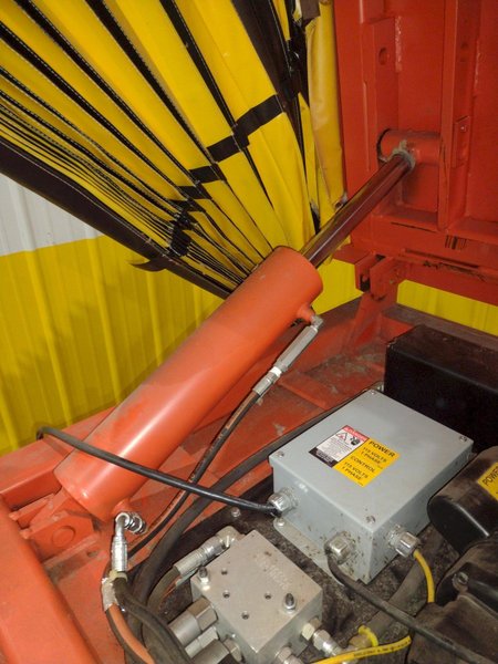 2,000 LB PRESTO PALLET  MODEL #XL36-50 W/ TILT LIFT TABLE: STOCK #20162