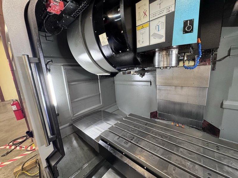 Hurco VMX-42Di CNC VMC, 2019 – WinMax Software, Chiller, Low Hours, Under Power Ready for Inspection
