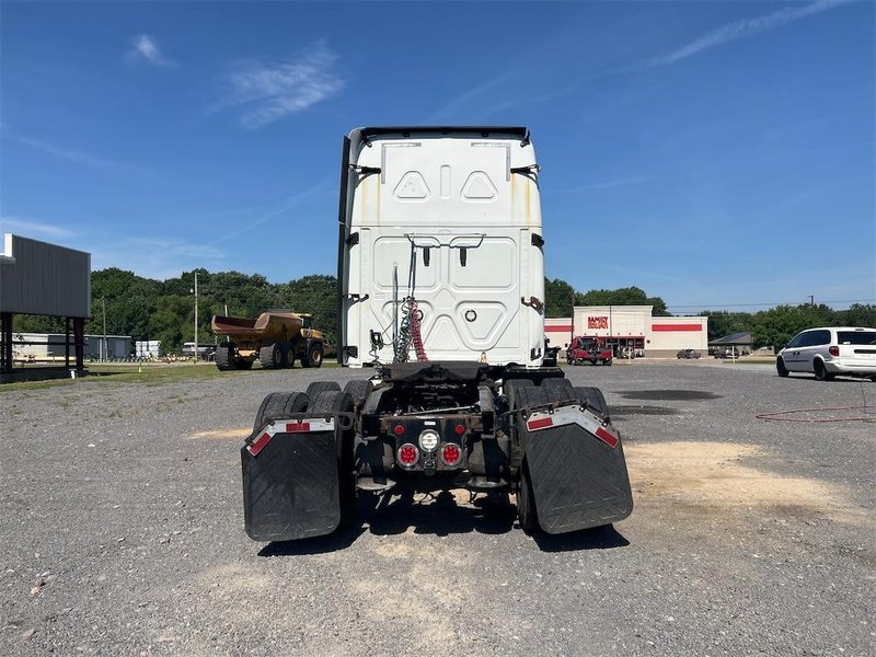 2019 Freightliner Cascadia KK8173
