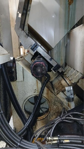 Doosan Puma 800L, 2007 – SMW Hyd Steady, 12″ Big Bore, Chip Conveyor