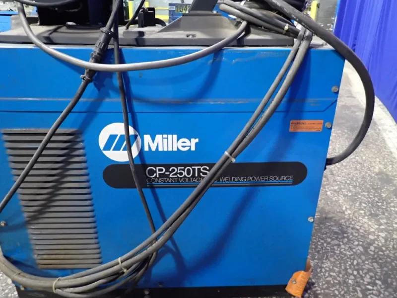 MILLER 250 AMPS WELDING POWER SOURCE  -  CP-250 TS