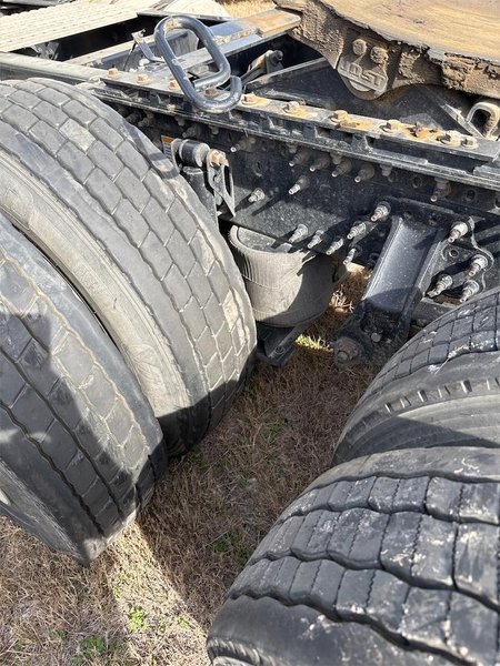 2022 Volvo VNL64T 760 4V4NC9EH2NN602669