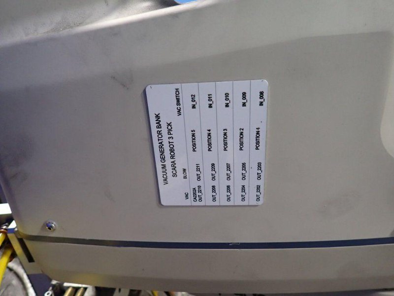 OMRON ADEPT INDUSTRIAL ROBOT   -  ECOBRA 600