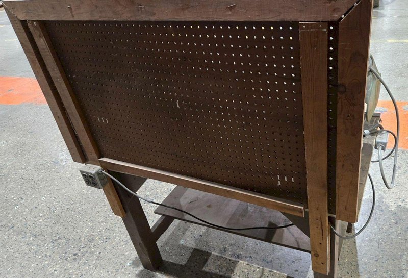 SOUTH BEND CL644Z BENCH LATHE WITH TABLE 3 1/2 BED LENGTH USED