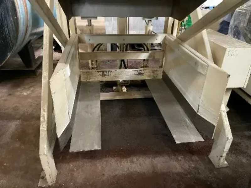 MATERIAL TRANSFER AND STORAGE INC CONTAINER DISCHARGER