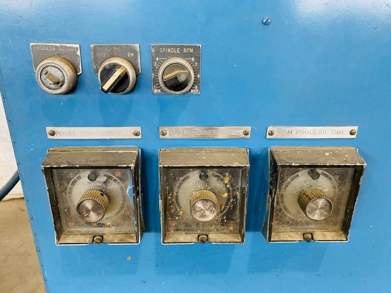 ALMCO 2SF-48A SPINDLE DEBURRING MACHINE. STOCK # 0953820