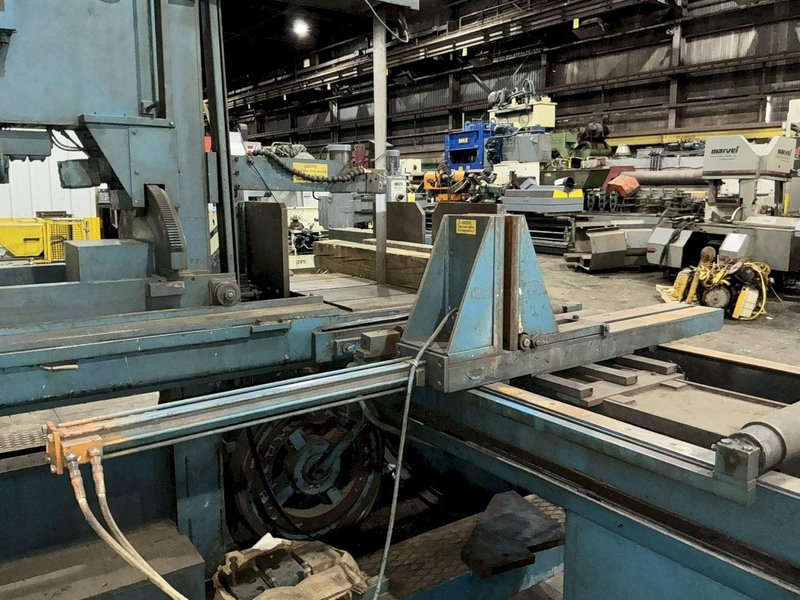 25" x 36" HEM MODEL #V200A TILT FRAME VERTICAL BAND SAW W/ AUTOMATIC FEED TABLE : YOBRO #25400