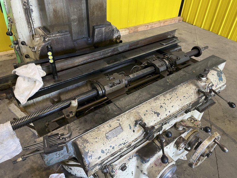 #4 CINCINNATI TABLE TYPE HORIZONTAL MILLING MACHINE: YOBRO #25675