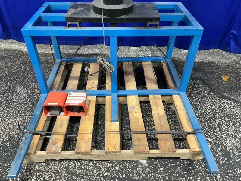 BRANSON ULTRASONIC WELDER   -  2000IW