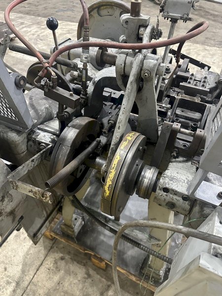 #1 US BAIRD 4 SLIDE WIRE FORMING MACHINE : STOCK #23629