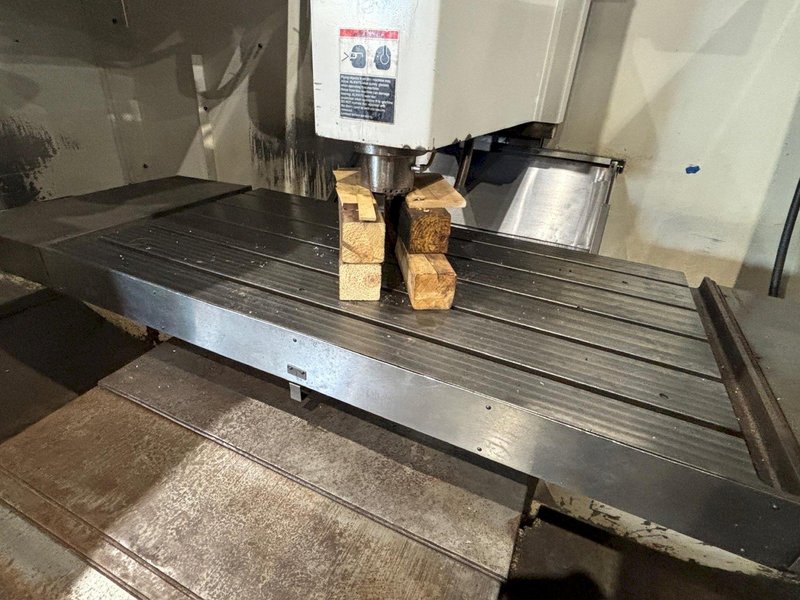 1996 FADAL MODEL #VMC6030 CNC VERTICAL MACHINING CENTER CNC88HS CONTROL: YOBRO #24049