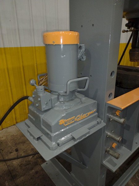 125 TON X 48" DAKE H-FRAME HYDRAULIC PRESS: YOBRO #24587