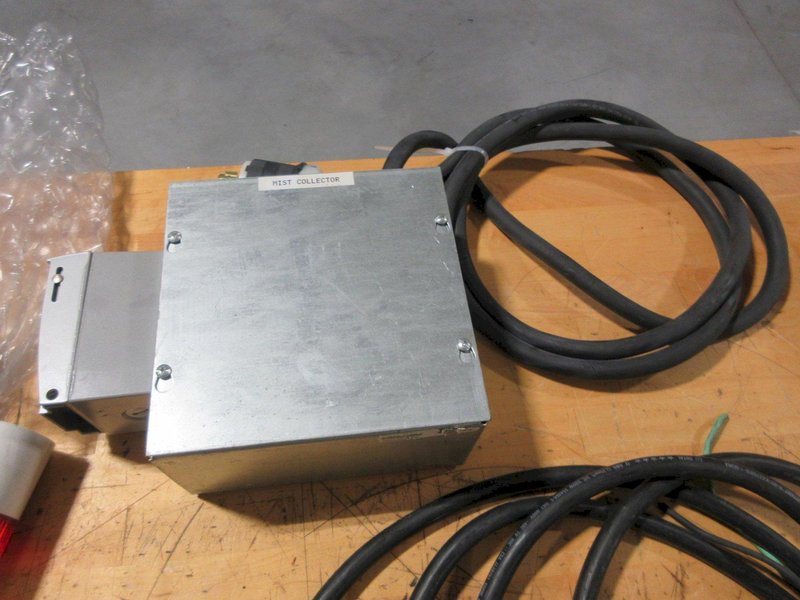 Machine Status Beacons Patlite (12) &amp; Plug Box w/ 250V 3&amp;4 Prong- Auction Item