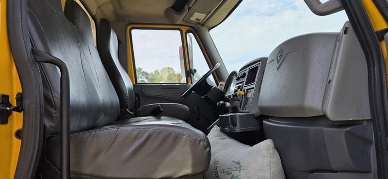 2019 International 4300 1HTMMMML5KH582721