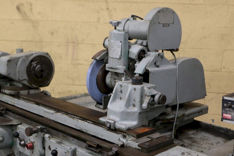 10&#039; X 20&#039; BROWN &amp; SHARP MODEL #1020U CYLNDRICAL GRINDER: STOCK 70522