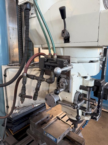 3 HP SWI TRAK DPM CNC VERTICAL BED MILL. STOCK # 1119024