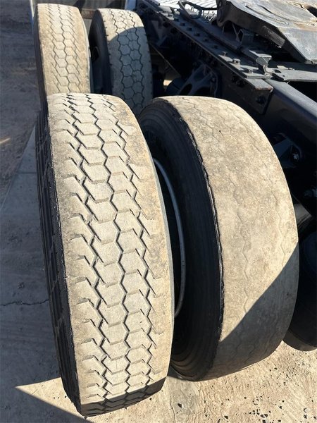 2022 Kenworth T680 1XKYD49X9NJ466983