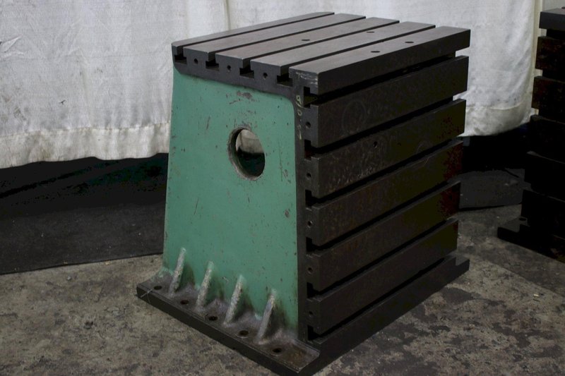 1 SET OF DEVLIEG 20-1/2&quot; X 25&quot; T SLOTTED ANGLE PLATES: STOCK #75545