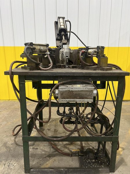 5 SPINDLE PNEUMATIC DRILL MACHINE: STOCK #19907